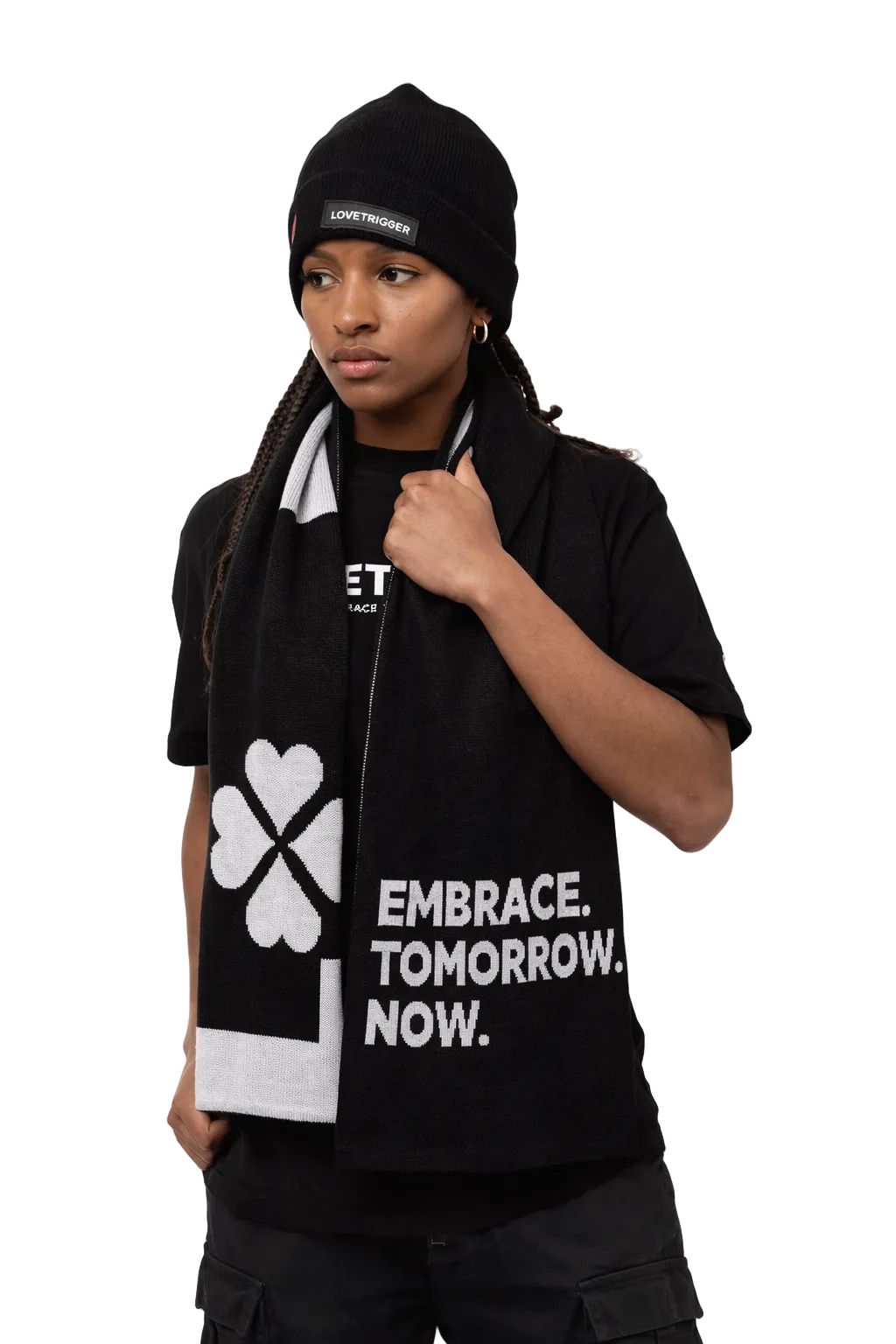 Lovetrigger AARON scarf black white graphic knit on black woman model
