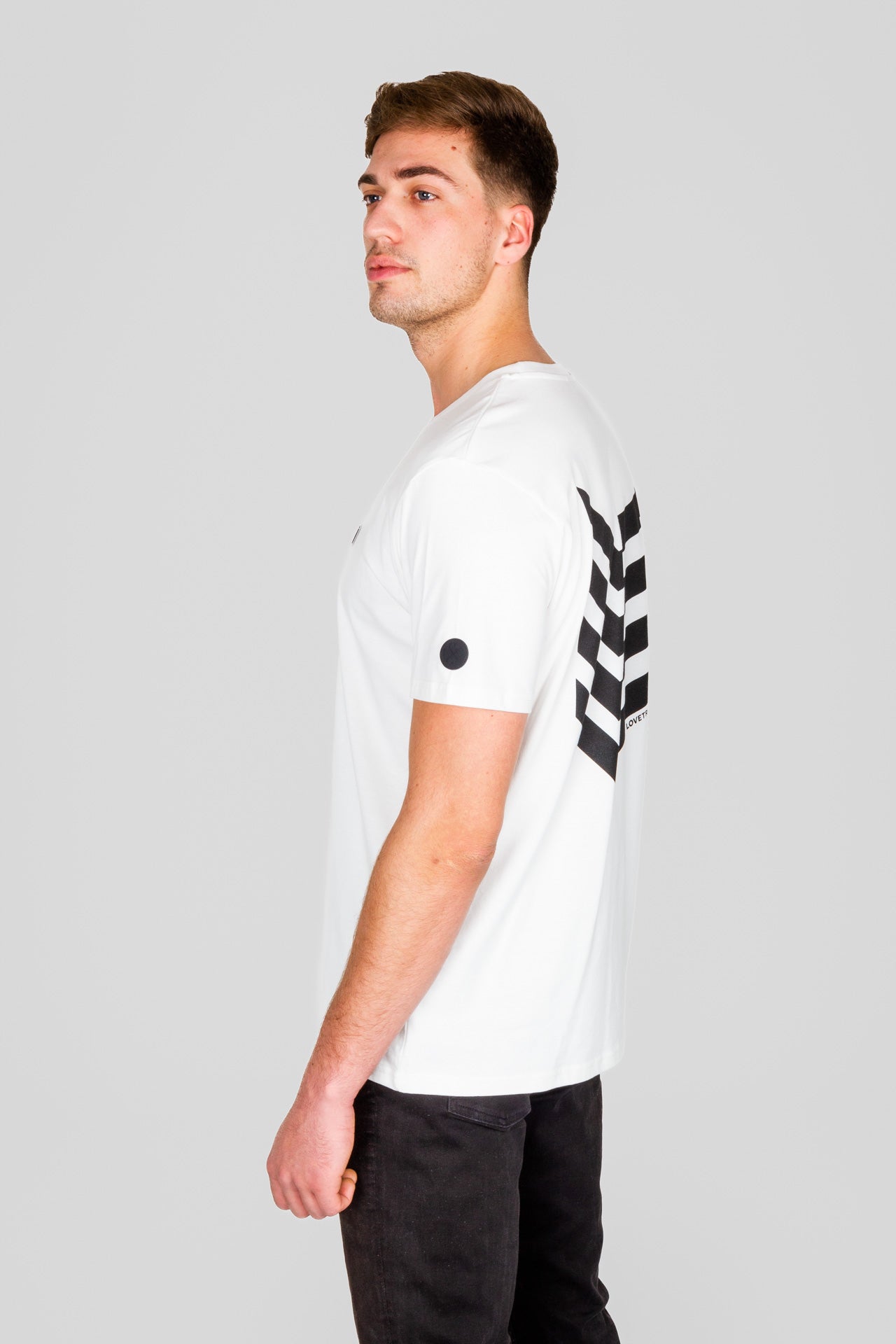 TAHA off white t-shirt biologisch katoen achter- en zijkant