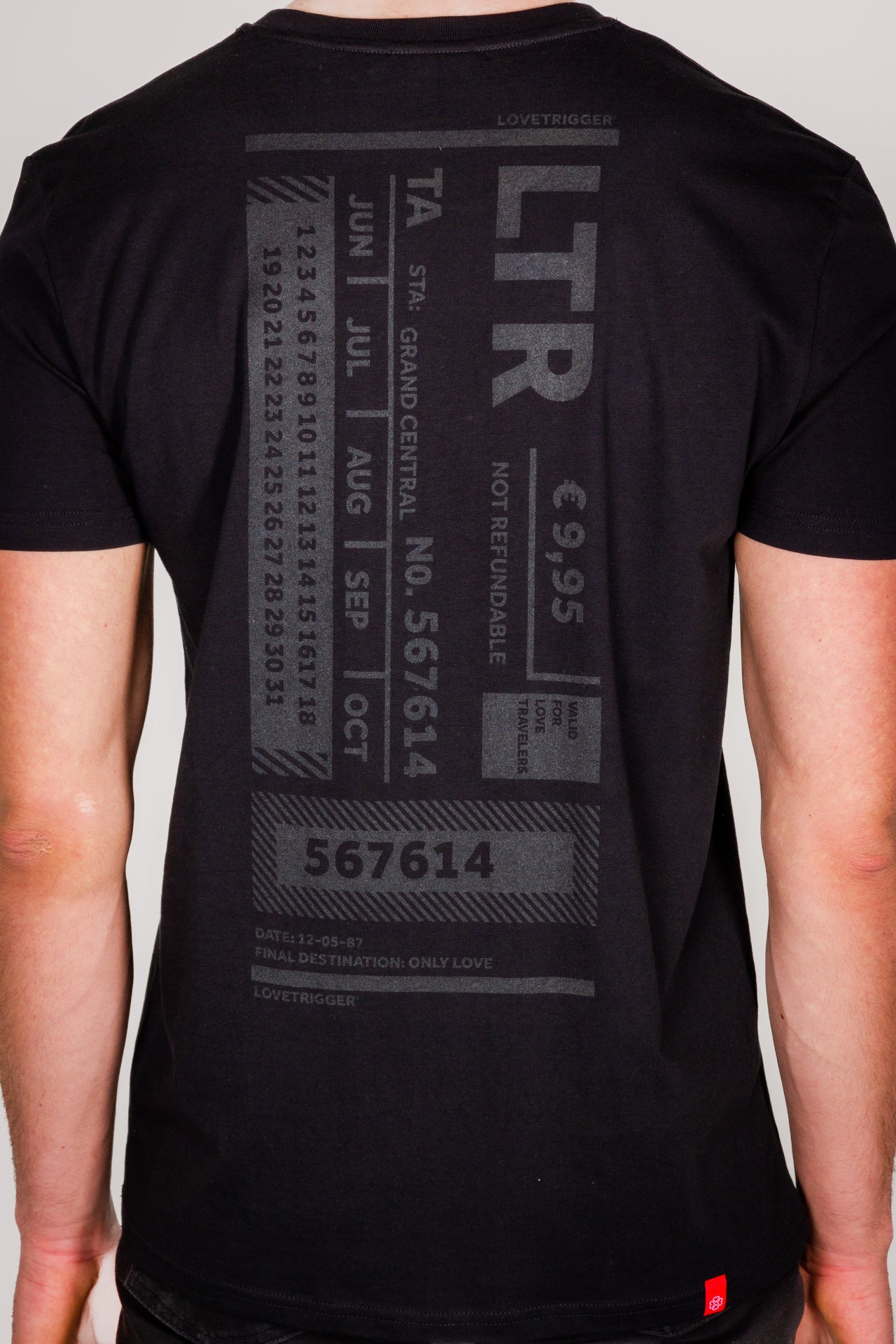 TYLER zwart t-shirt biologisch katoen achterkant print